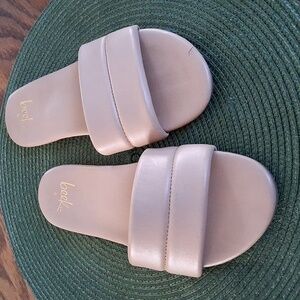 Beek Light Tan Leather Sugarbird  Slide Sandals Size 6